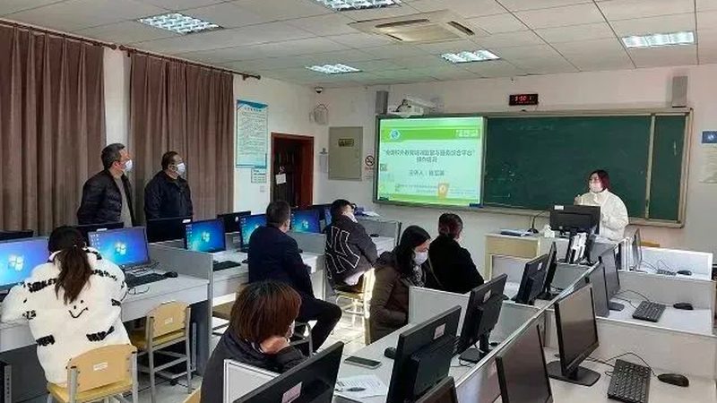 成都心理咨询师面授班价格