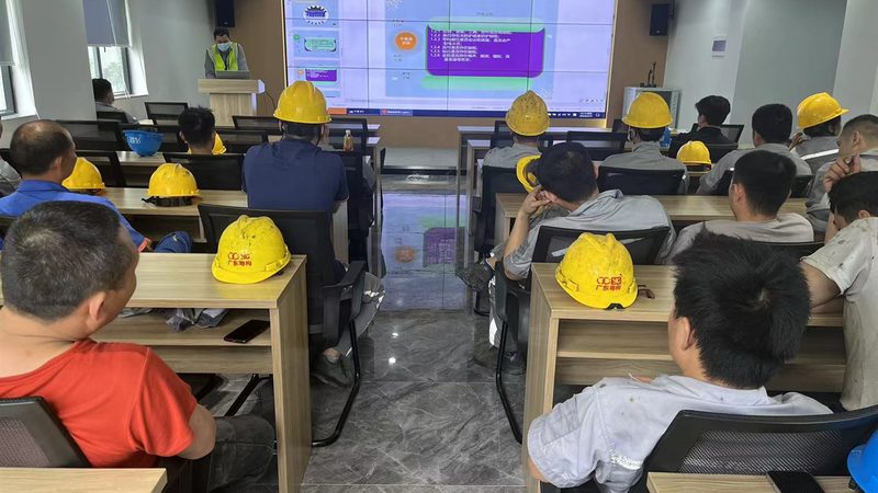 小标题：考研辅导机构的重要性